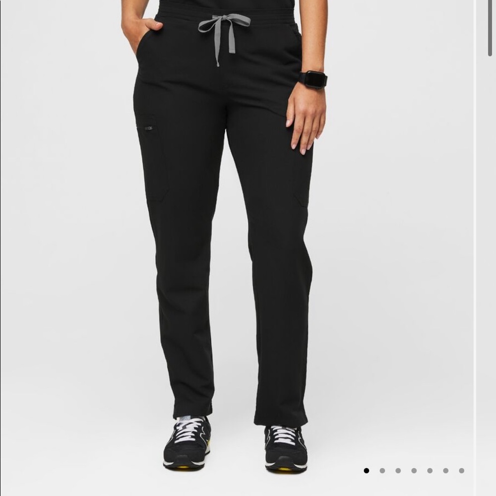 Figs Yola skinny scrub pants